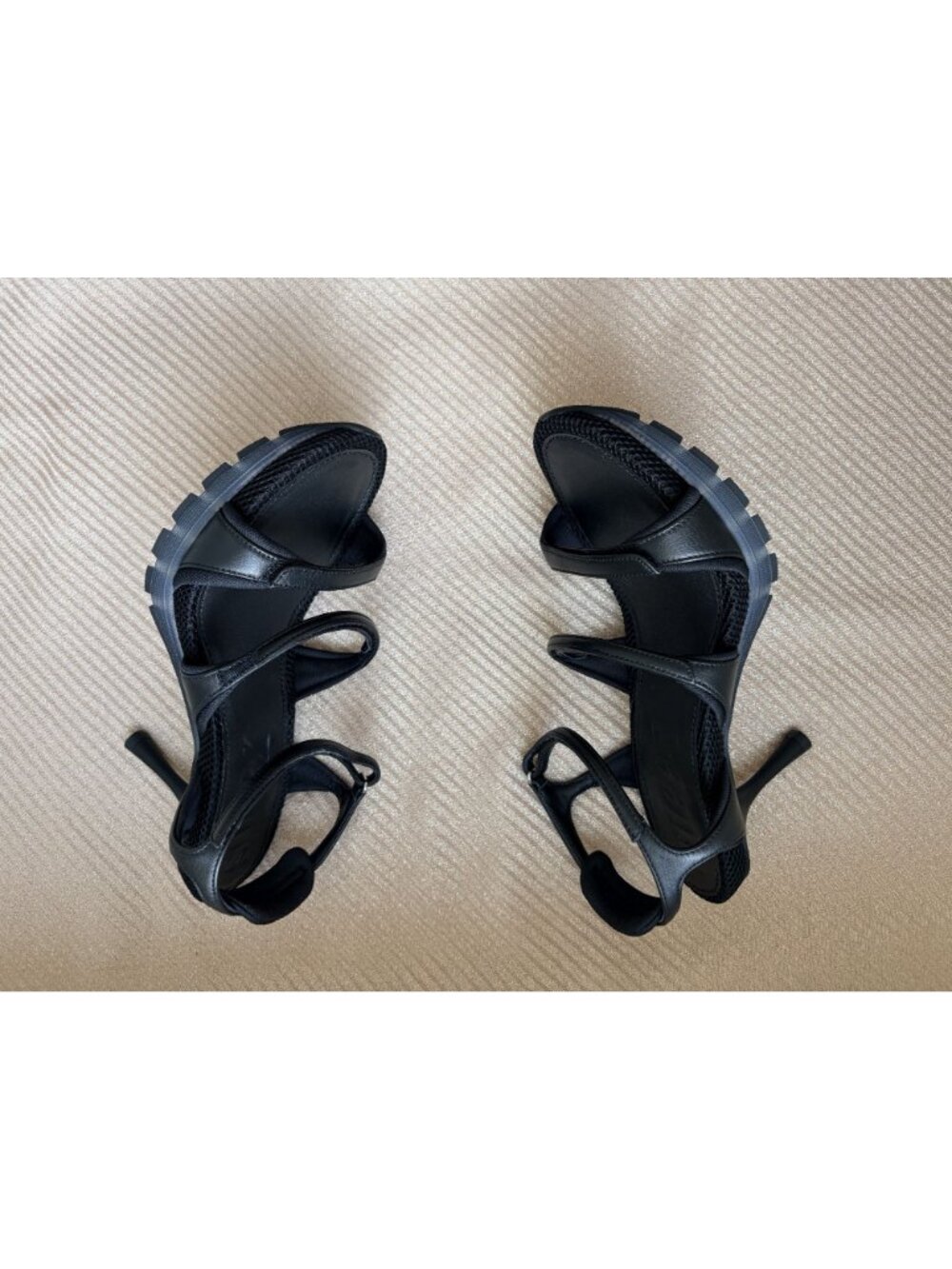 Sneex Charlie Sandal Black Leather NEW Mesh Triple Strap Heels Womens 11 - Picture 9 of 11